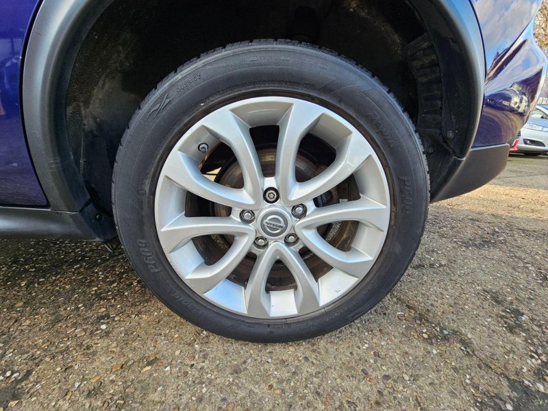NISSAN JUKE