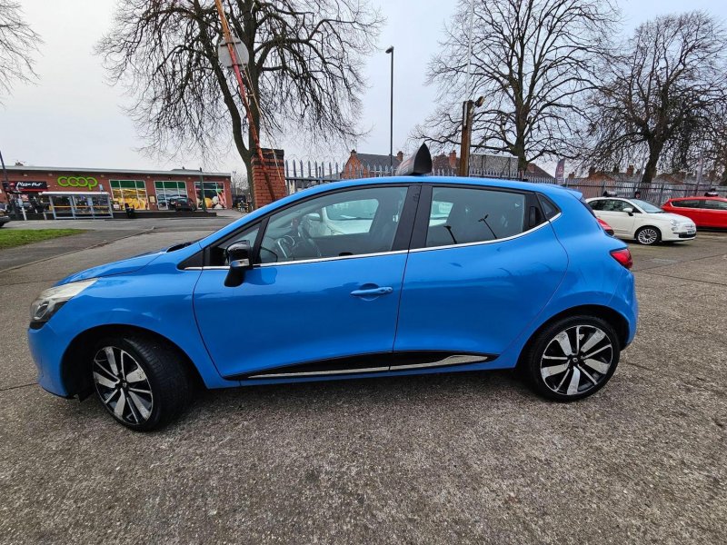 RENAULT CLIO
