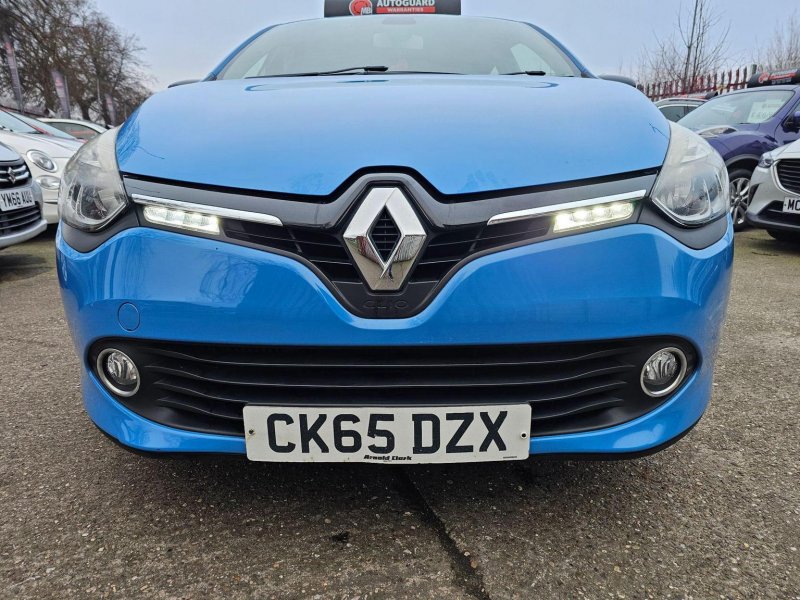 RENAULT CLIO