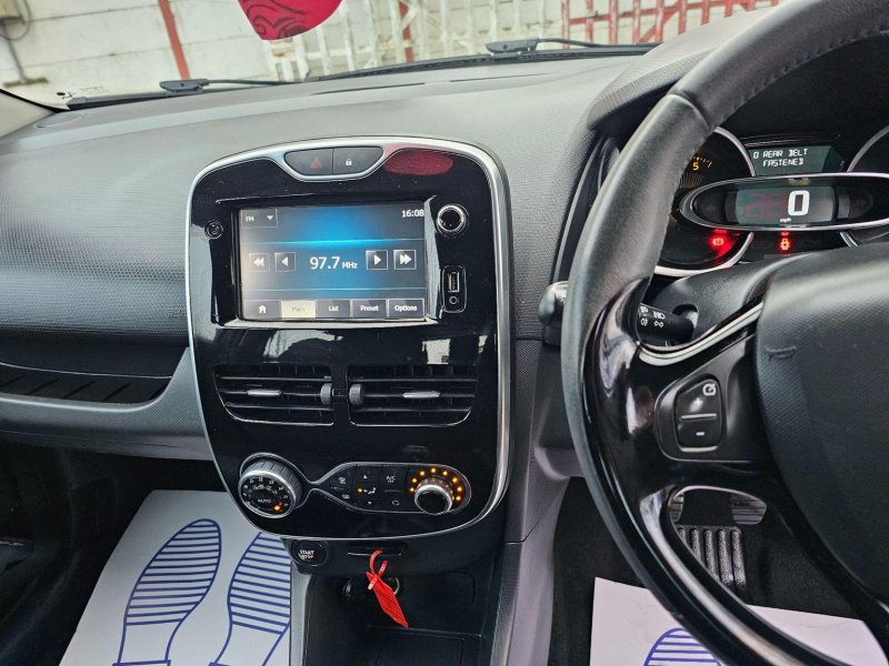 RENAULT CLIO