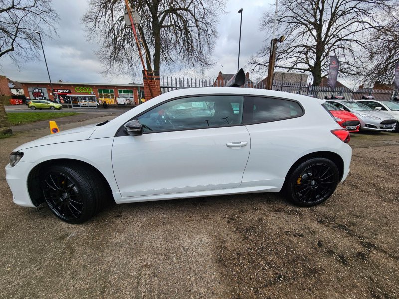 VOLKSWAGEN SCIROCCO