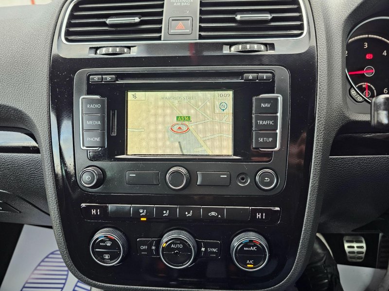 VOLKSWAGEN SCIROCCO