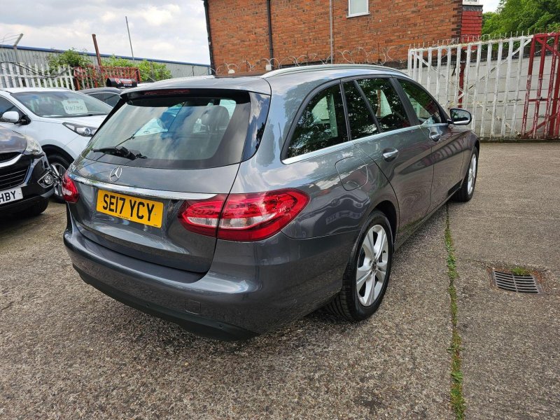 MERCEDES-BENZ C CLASS
