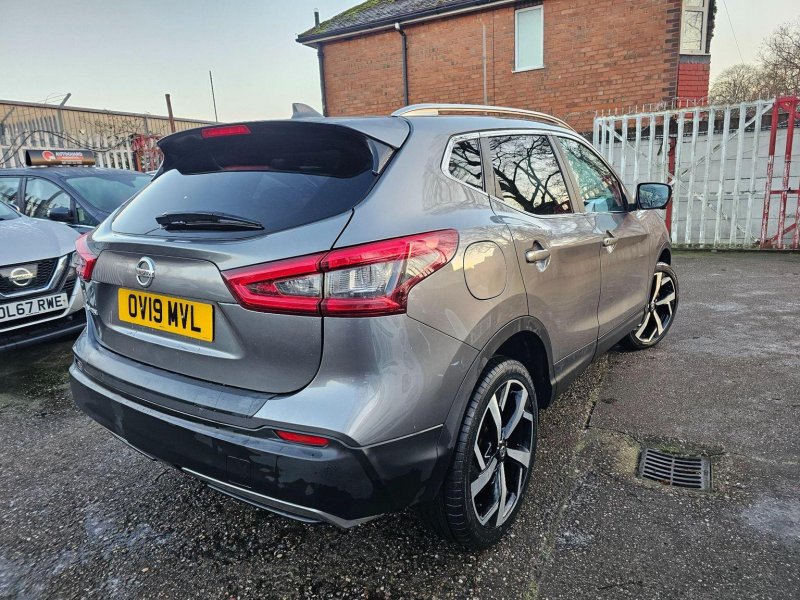 NISSAN QASHQAI