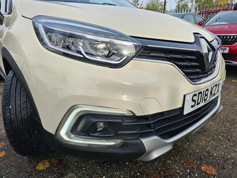RENAULT CAPTUR
