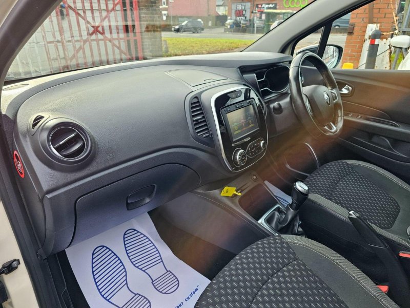 RENAULT CAPTUR