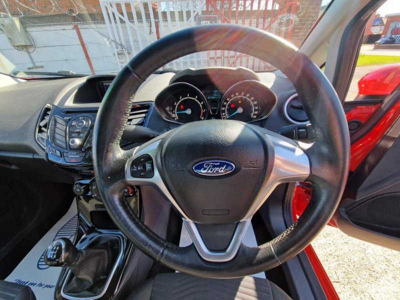 FORD FIESTA