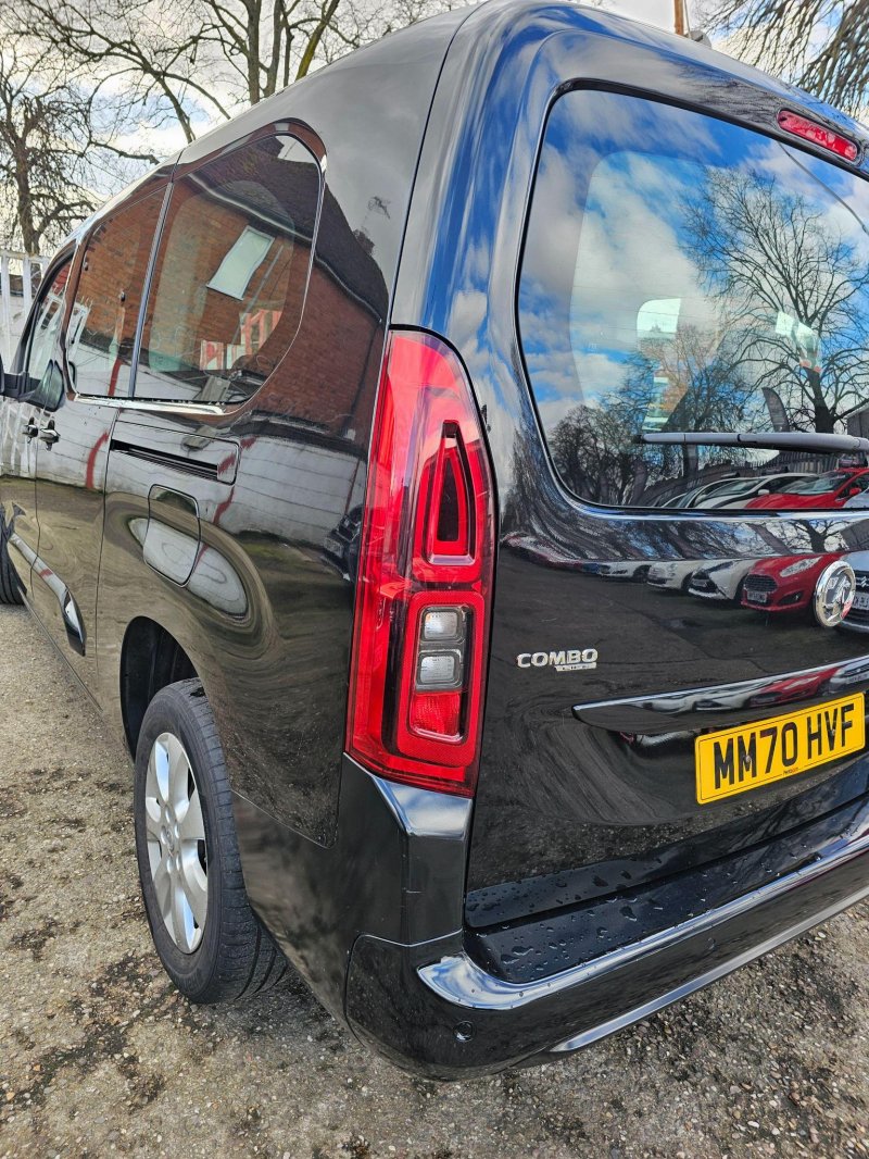 VAUXHALL COMBO LIFE