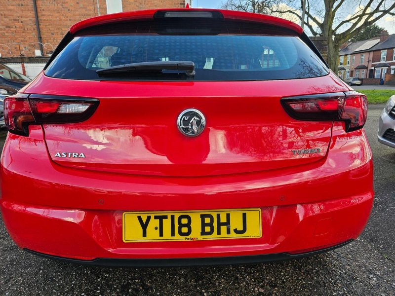 VAUXHALL ASTRA