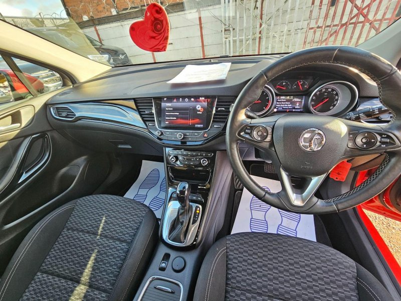 VAUXHALL ASTRA