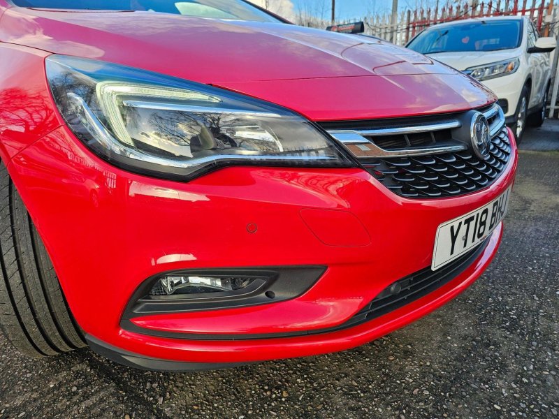 VAUXHALL ASTRA