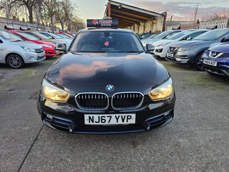 BMW 1 SERIES