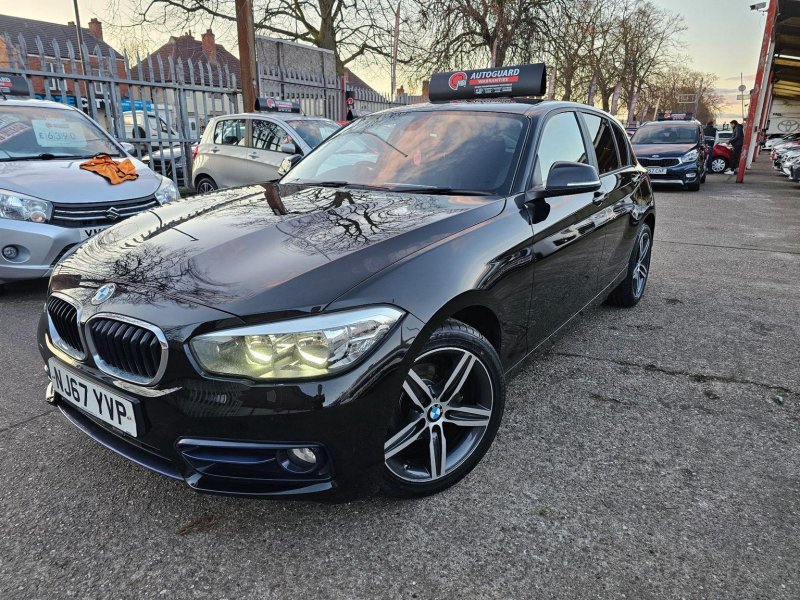 BMW 1 SERIES