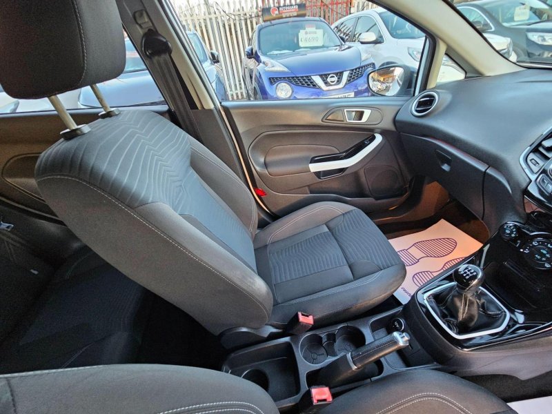 FORD FIESTA