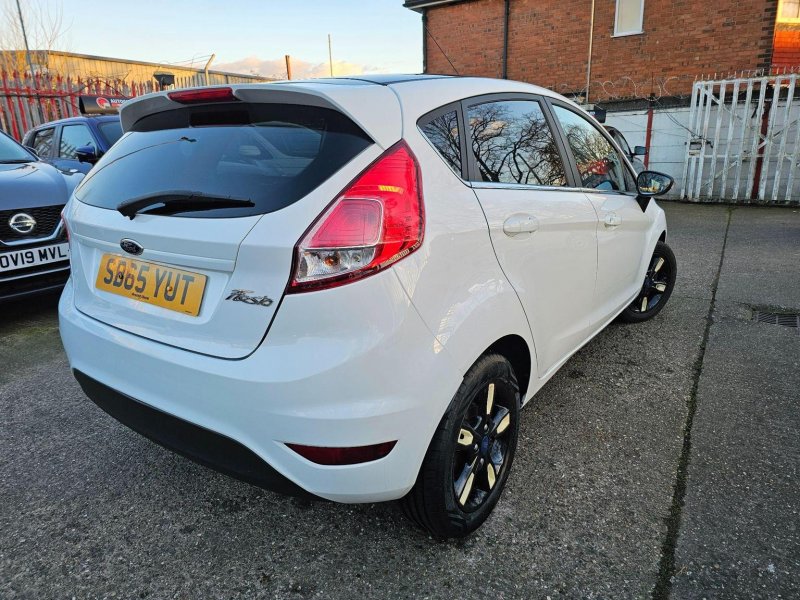 FORD FIESTA