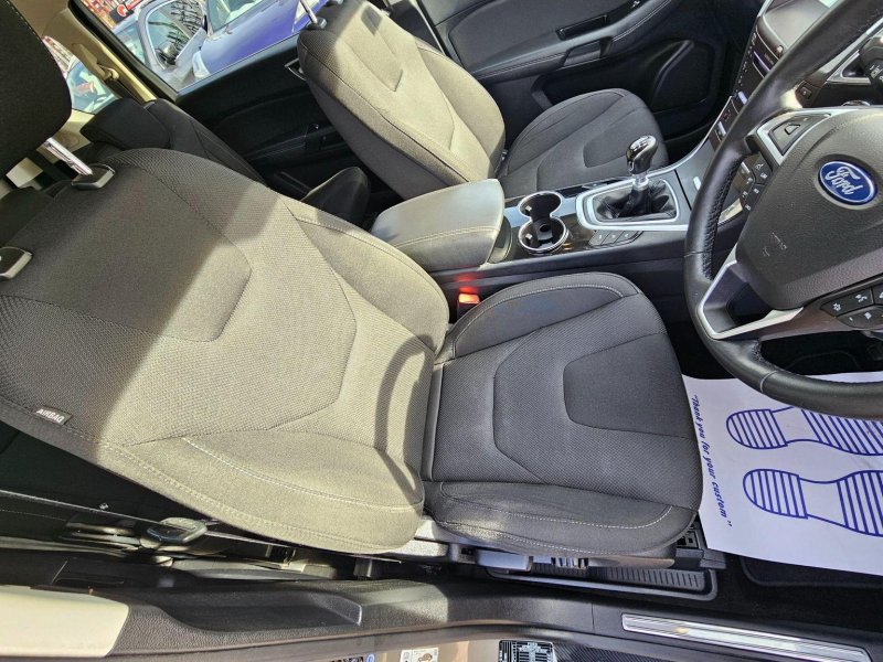 FORD S-MAX