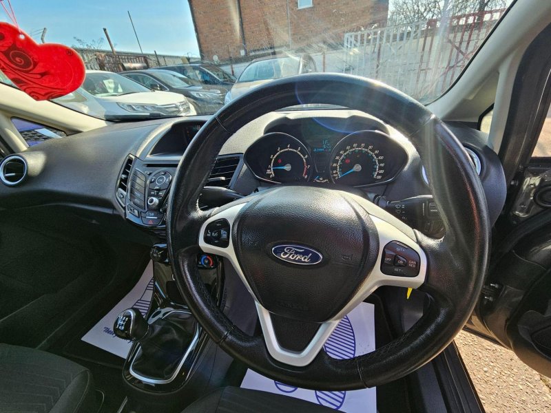 FORD FIESTA