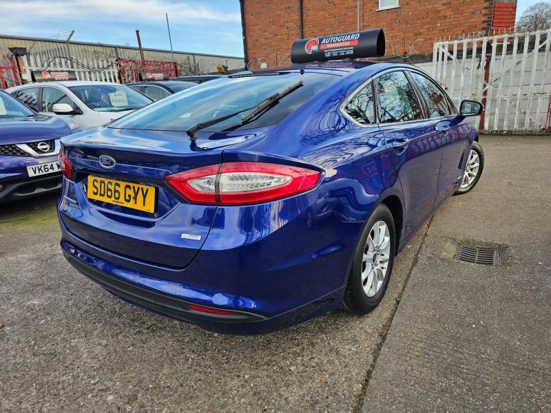 FORD MONDEO