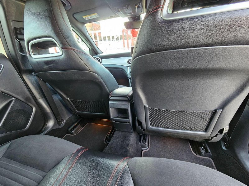 MERCEDES-BENZ GLA CLASS
