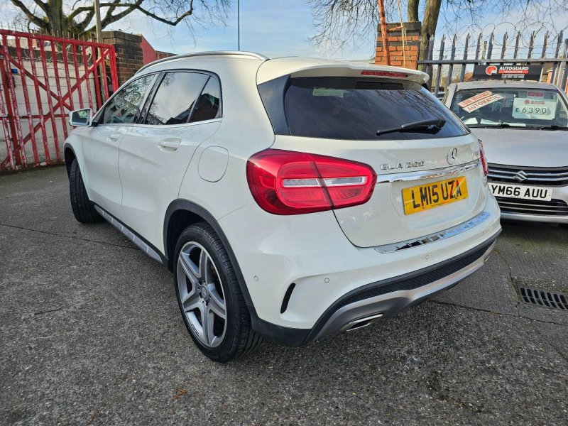 MERCEDES-BENZ GLA CLASS
