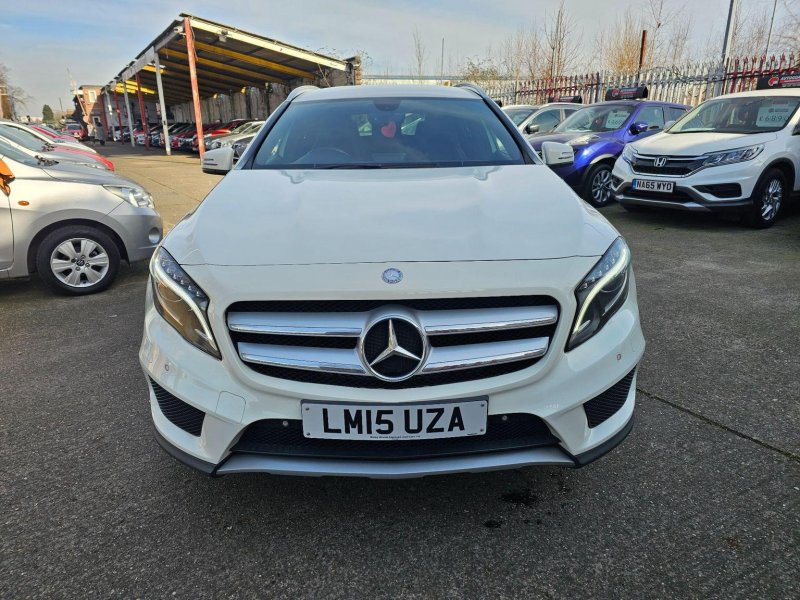 MERCEDES-BENZ GLA CLASS