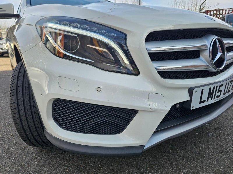 MERCEDES-BENZ GLA CLASS