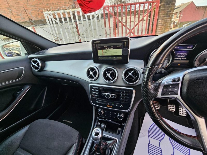 MERCEDES-BENZ GLA CLASS
