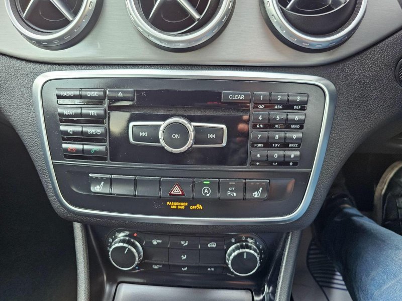 MERCEDES-BENZ GLA CLASS