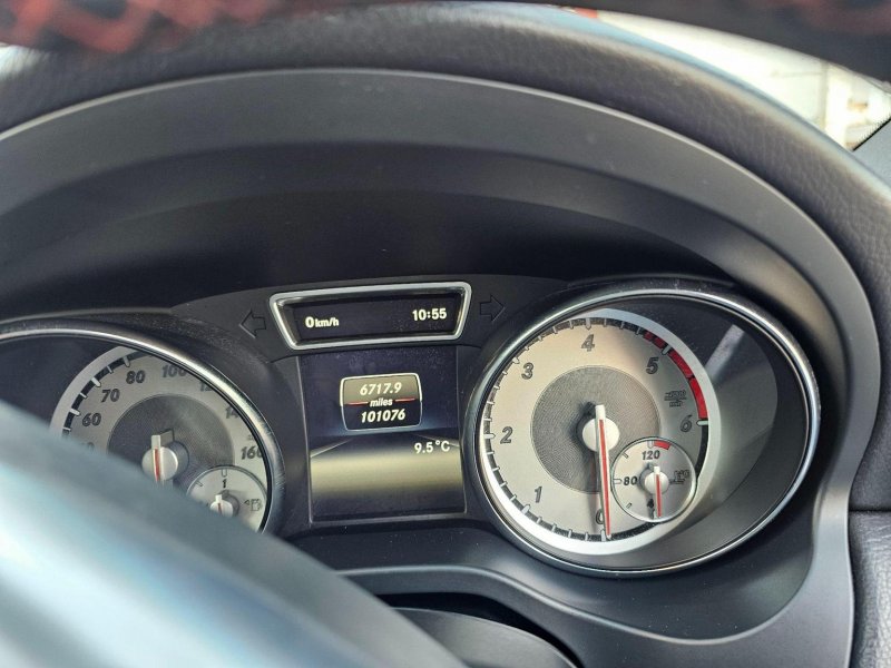 MERCEDES-BENZ GLA CLASS