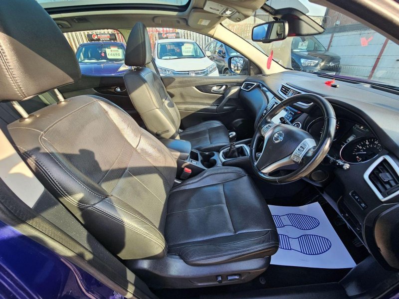 NISSAN QASHQAI