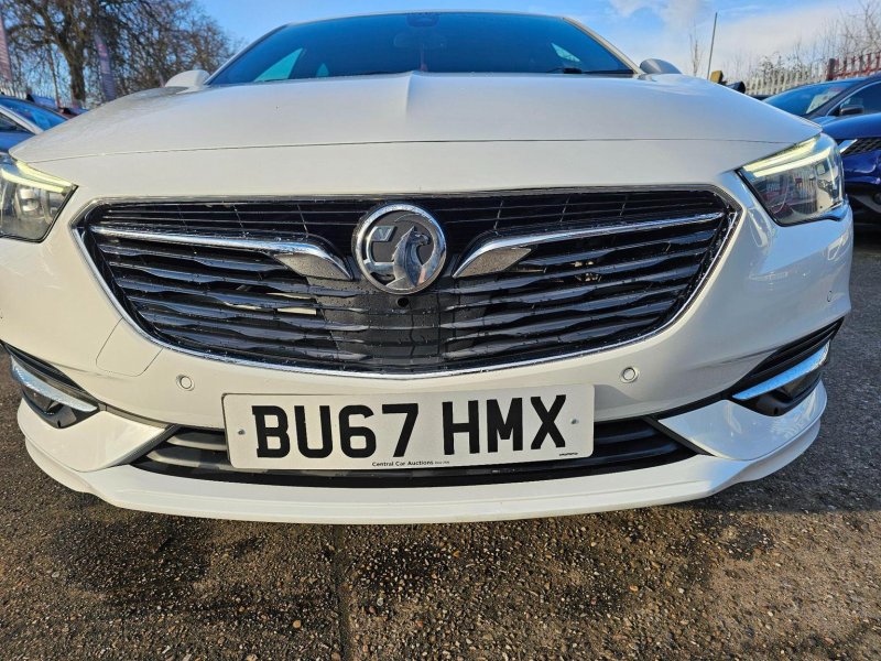 VAUXHALL INSIGNIA