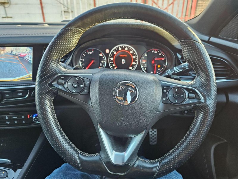 VAUXHALL INSIGNIA