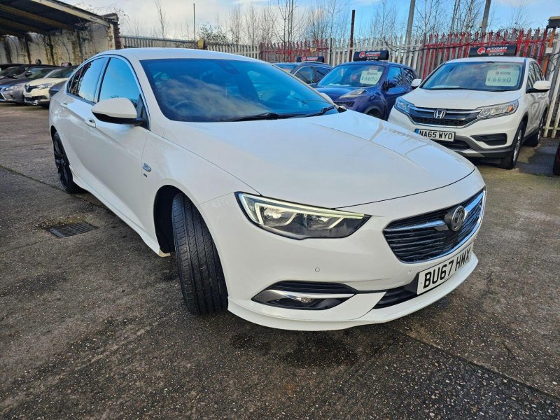 VAUXHALL INSIGNIA