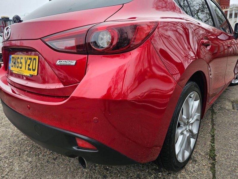 MAZDA MAZDA3