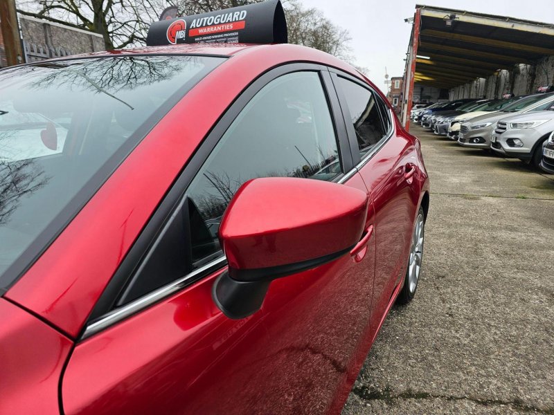 MAZDA MAZDA3