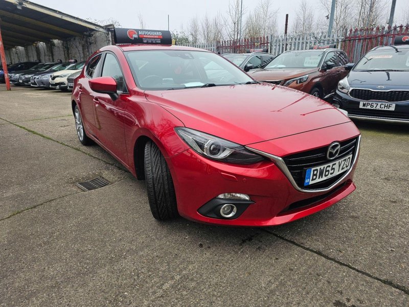 MAZDA MAZDA3