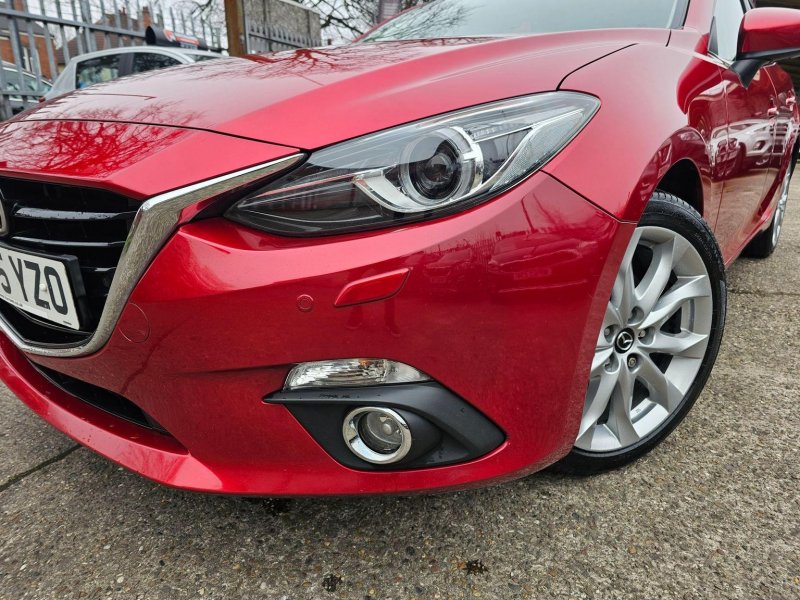 MAZDA MAZDA3