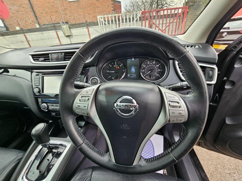 NISSAN QASHQAI