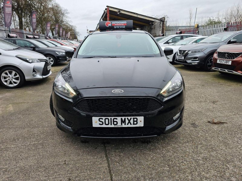 FORD FOCUS