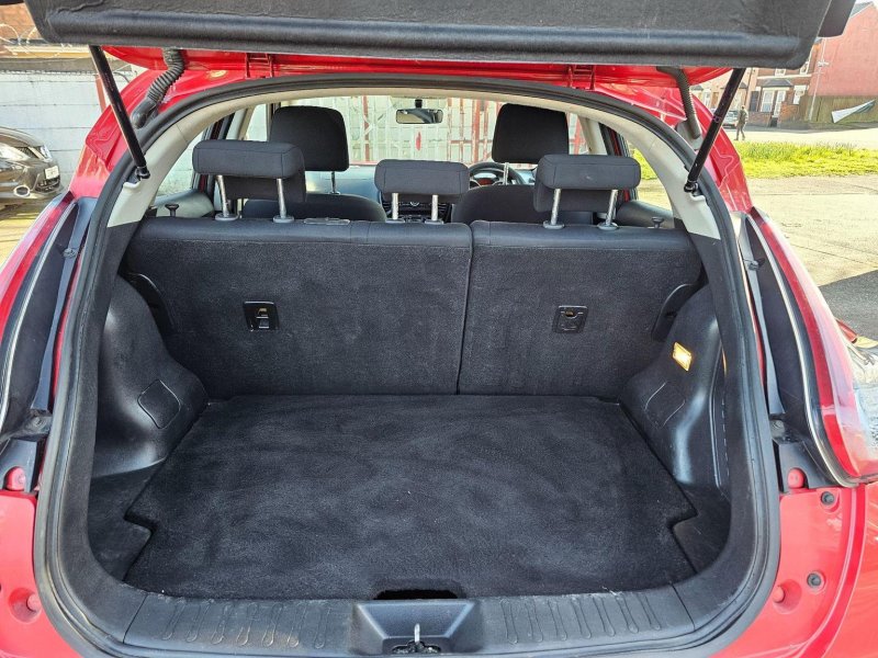 NISSAN JUKE