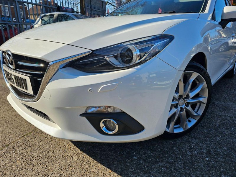 MAZDA MAZDA3