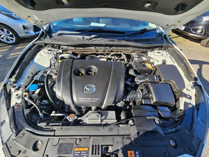 MAZDA MAZDA3