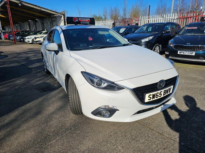 MAZDA MAZDA3