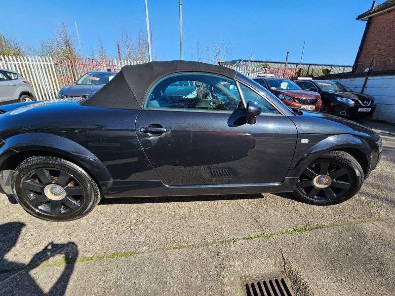 AUDI TT