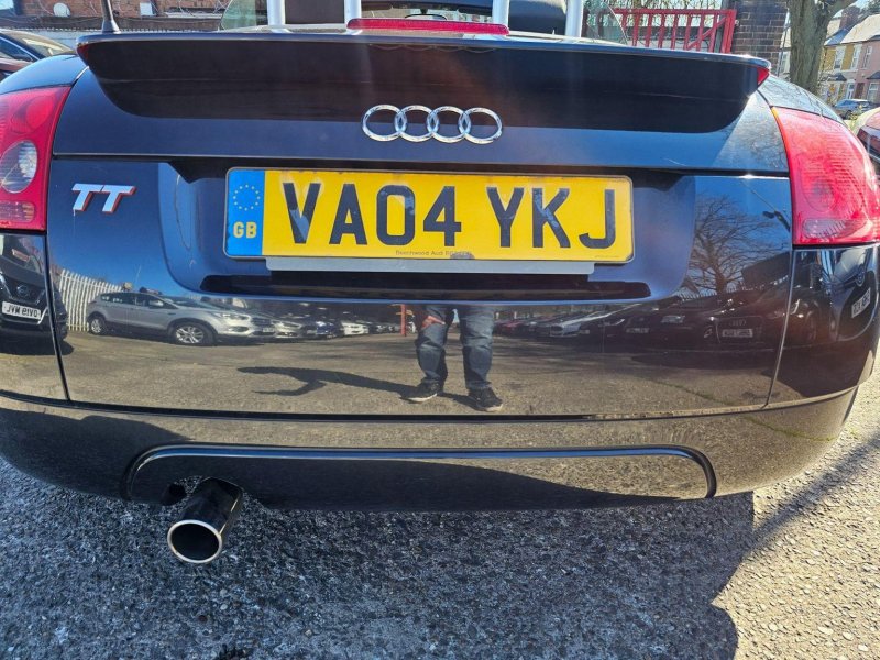AUDI TT