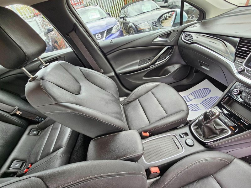 VAUXHALL ASTRA
