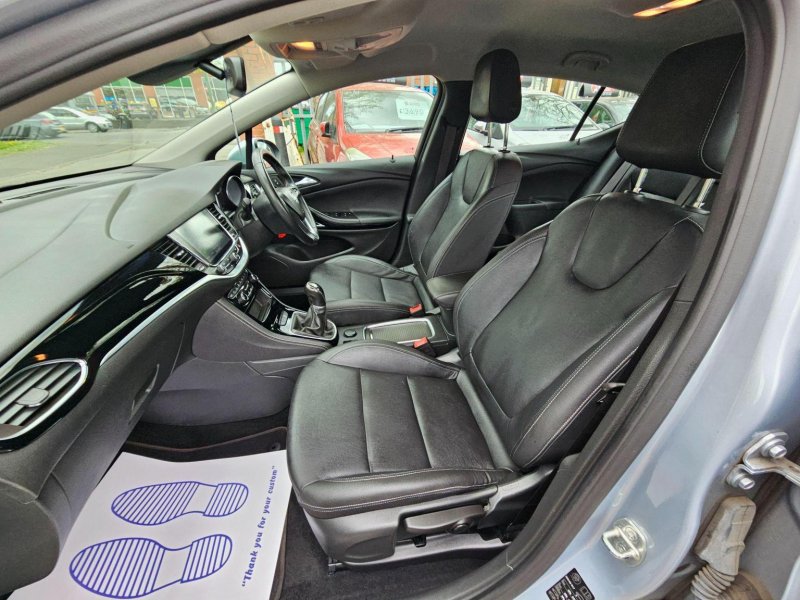 VAUXHALL ASTRA