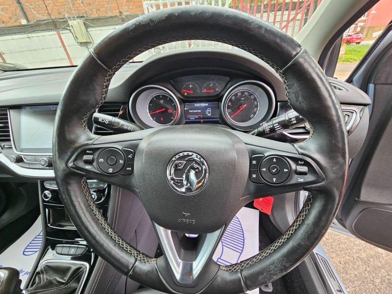 VAUXHALL ASTRA