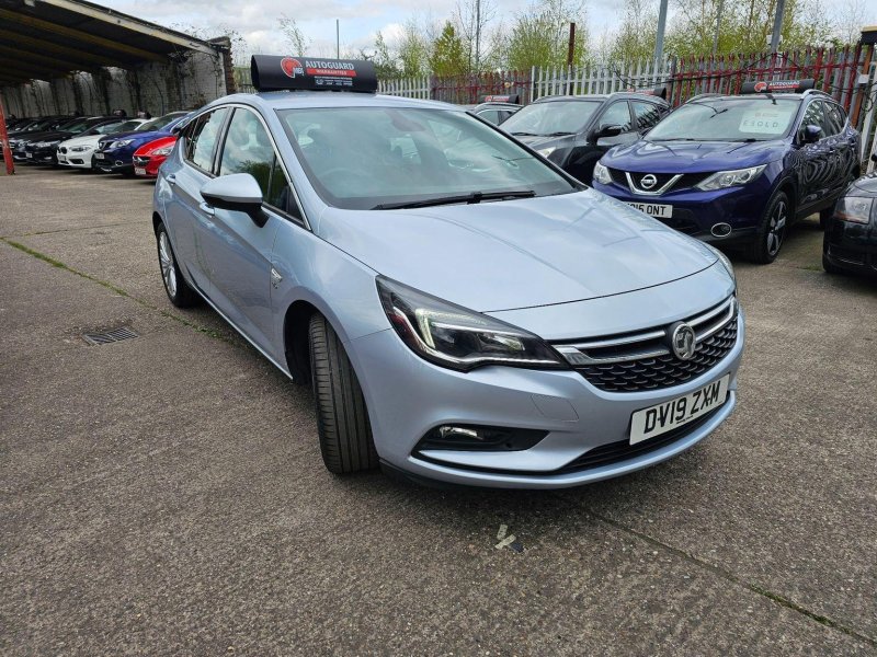 VAUXHALL ASTRA