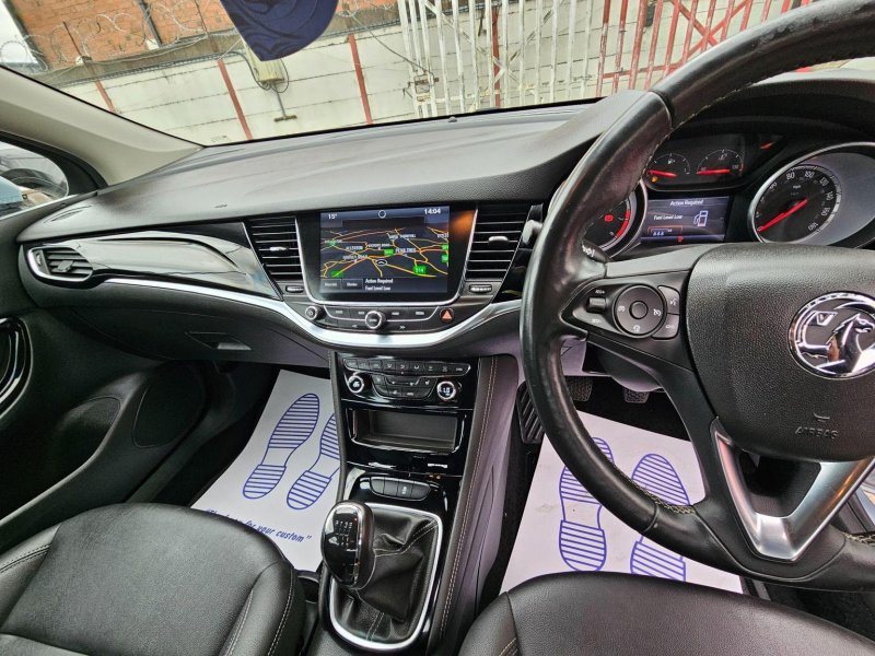 VAUXHALL ASTRA